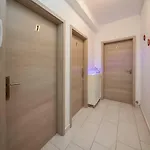 Centerlink Apartman *
