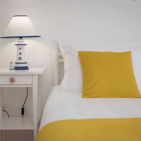 Centerlink Apartment Split